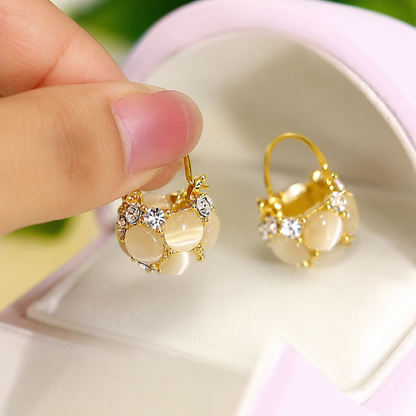 LunaPearl™ Vintage Earrings (1 Pair)