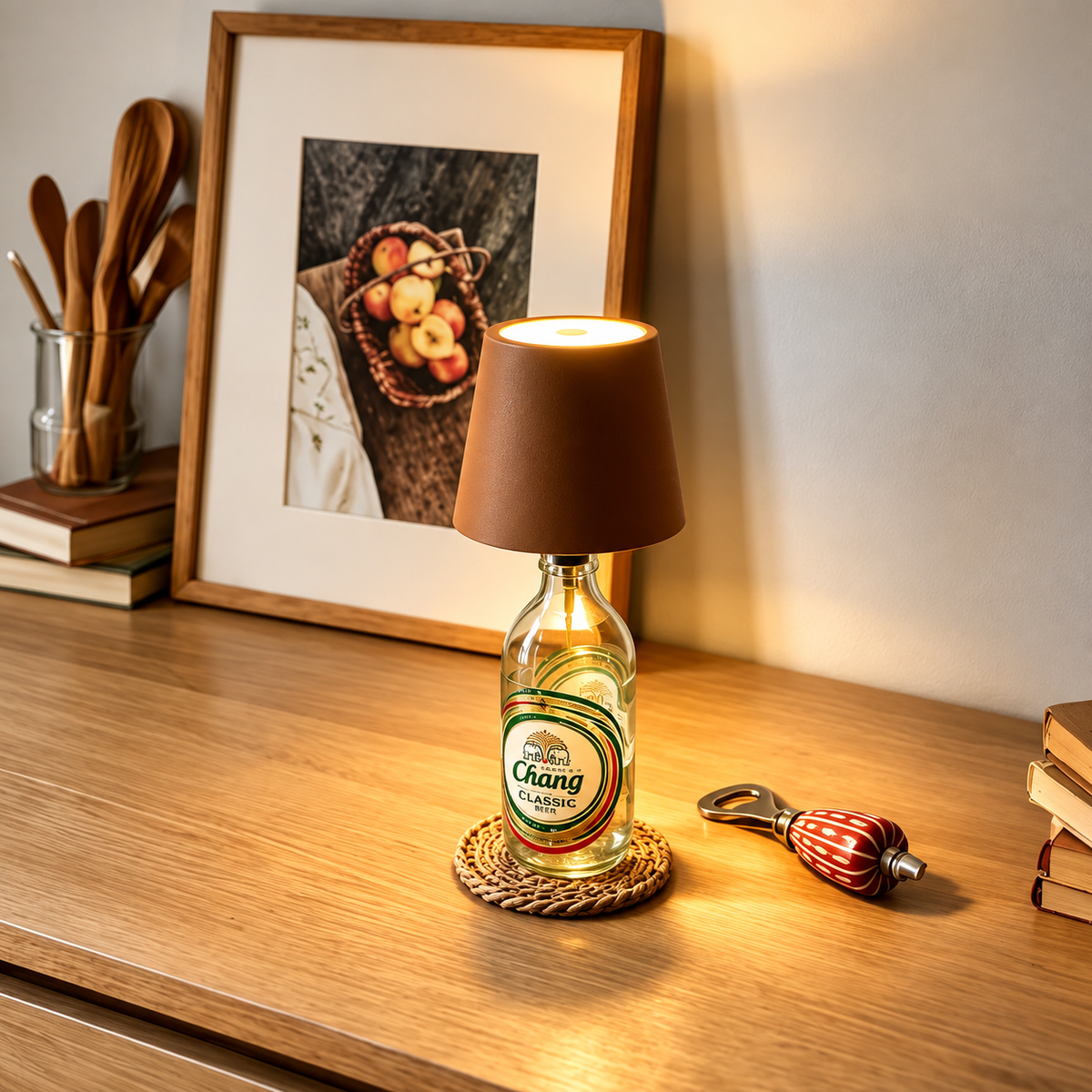 LumiCap™ – Touch-Control Bottle Light