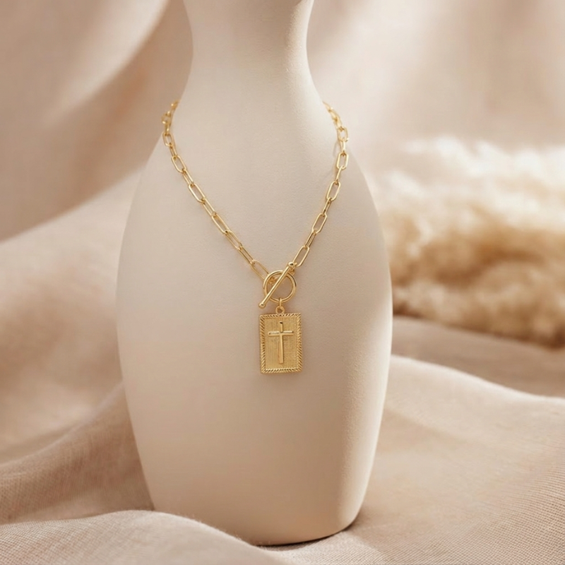 Graciora™ – Cross Pendant Necklace