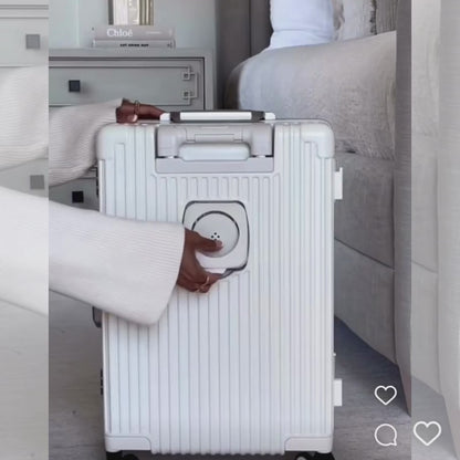 AeroVault™ – Smart Aluminum-Frame Carry-On