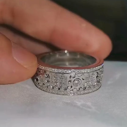 Gearora™ – Premium Mechanical Spinner Ring